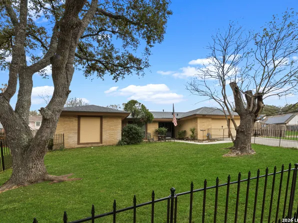 5831 Sky Country, San Antonio, TX 78247