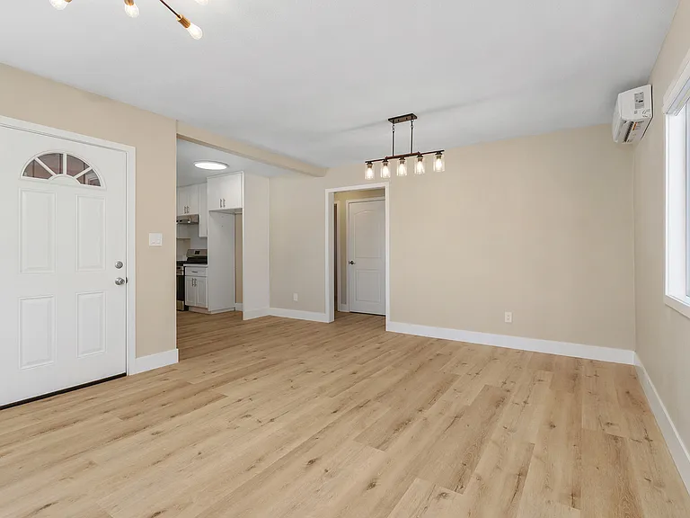8195 Date St — Photo 10