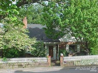 204 S Randolph St, Lexington, VA 24450
