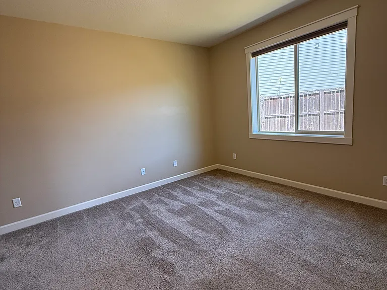 1411 W East Pl — Photo 19