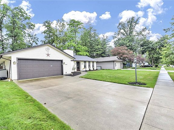 2nd image of 20553 Sandalwood Ln
