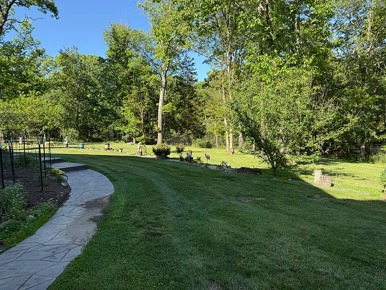 11405 Palatine Dr — Photo 13