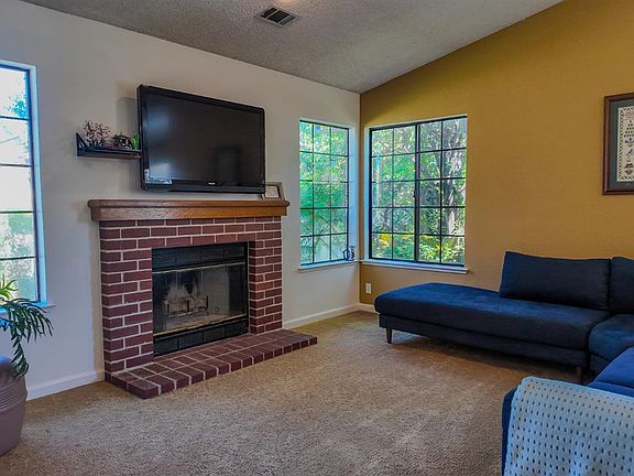 2nd image of 2321 Marshall Road