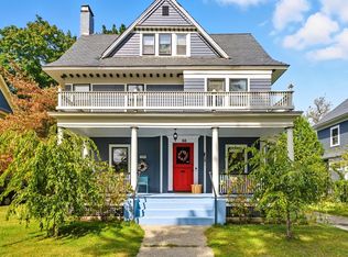 66 Fairfield St, Springfield, MA 01108