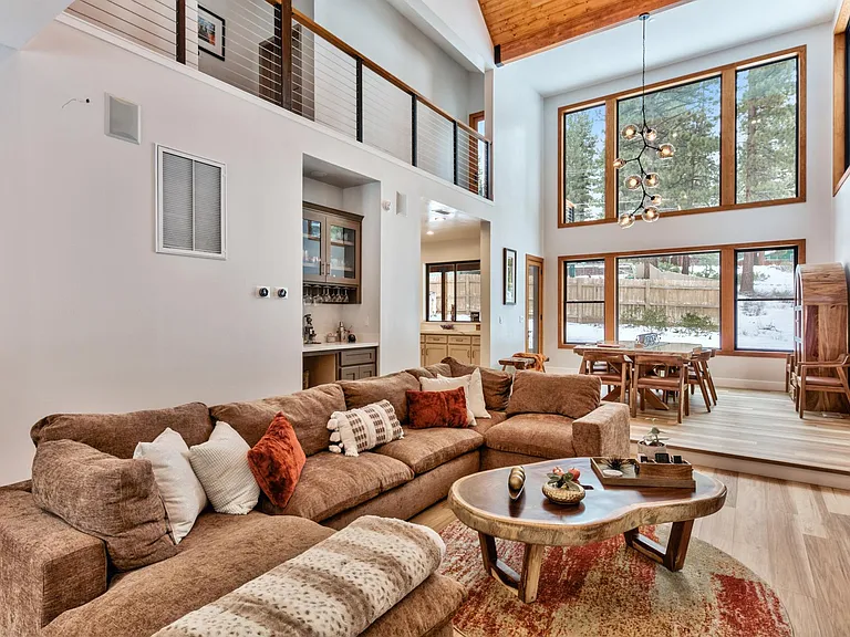 2434 Cold Creek Trl — Photo 7
