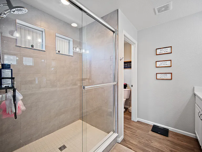 7243 Sedgerock Ln — Photo 24