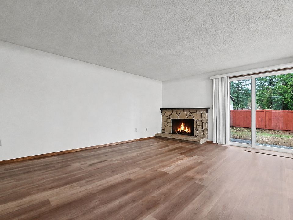 1st image of 14327 123rd Ave NE #B