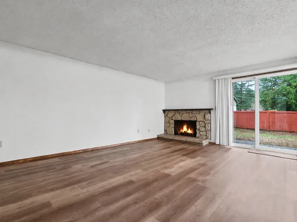 14327 123rd Ave NE, 14327 123rd Ave NE #B, Kirkland, WA 98034