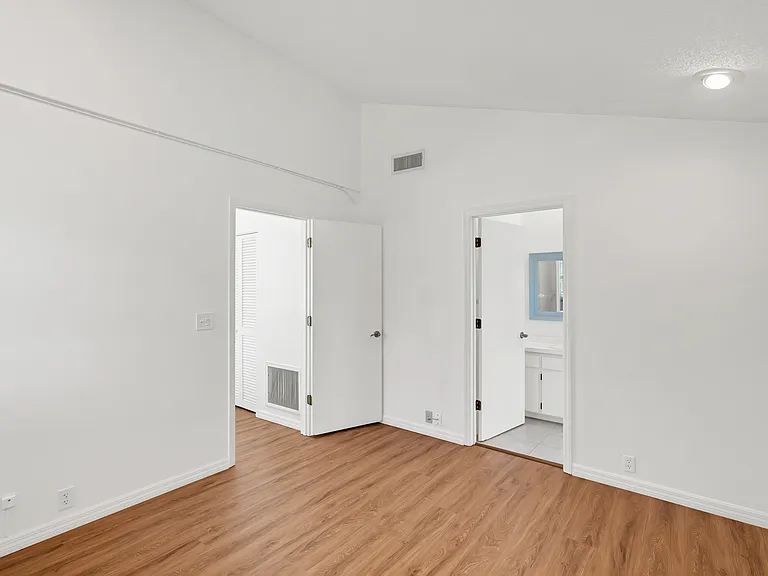 4051 Shell Rd — Photo 35