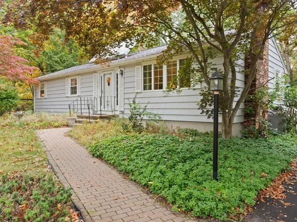 326 Highland St, Stoughton, MA 02072