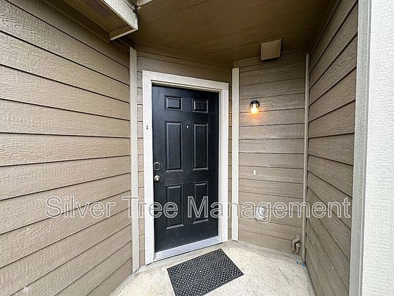 3rd image of 2914 Jones St #A