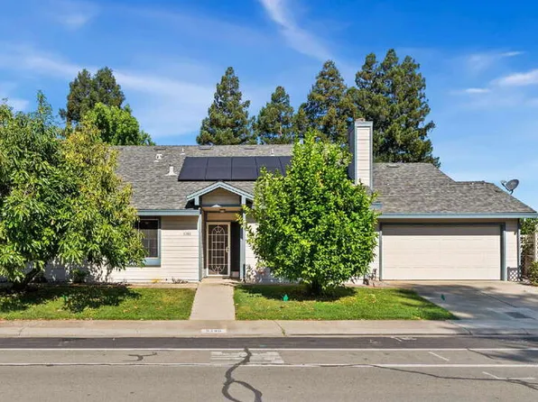 5740 Laguna Park Dr #B, Elk Grove, CA 95758