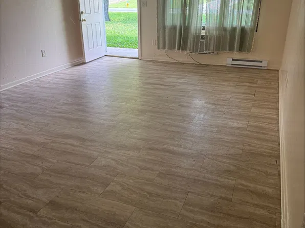 201 E 16th Ct APT 2, Des Moines, IA 50316