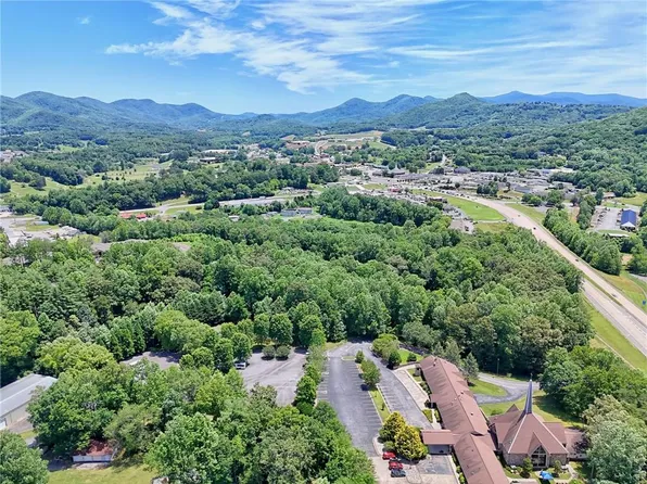 938 Highway 515 W #302, Blairsville, GA 30512