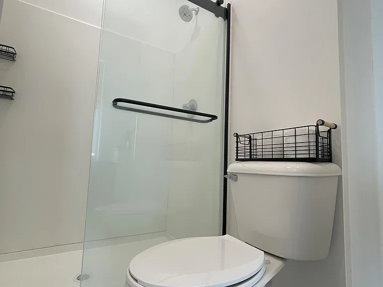128 W Ash St #4 — Photo 21