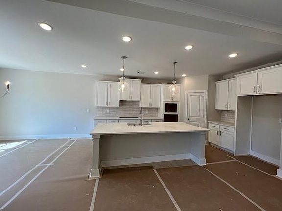 5th image of 4783 E Reed Rd