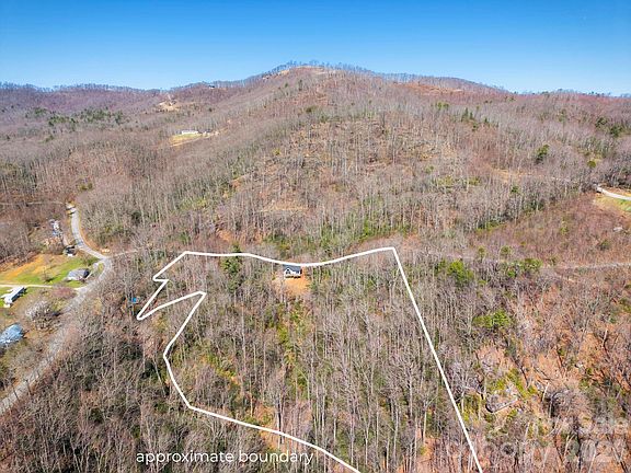3rd image of 1474 Locust Grove Rd
