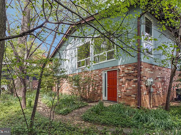 4th image of 8103 Timber Valley Ct