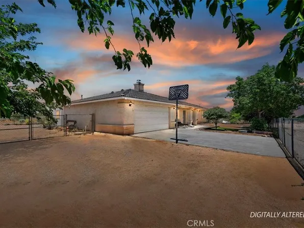 11362 Sonora Rd, Phelan, CA 92371