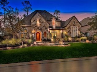 99 E Cove View Trl, The Woodlands, TX 77389