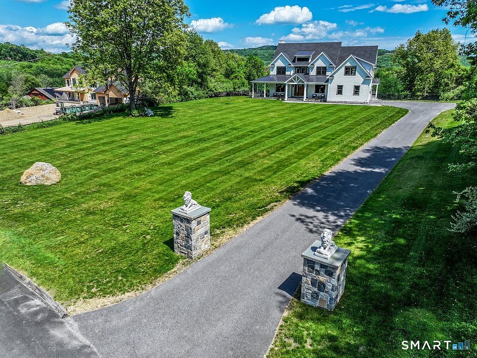 1st image of 2 Pond View Lane