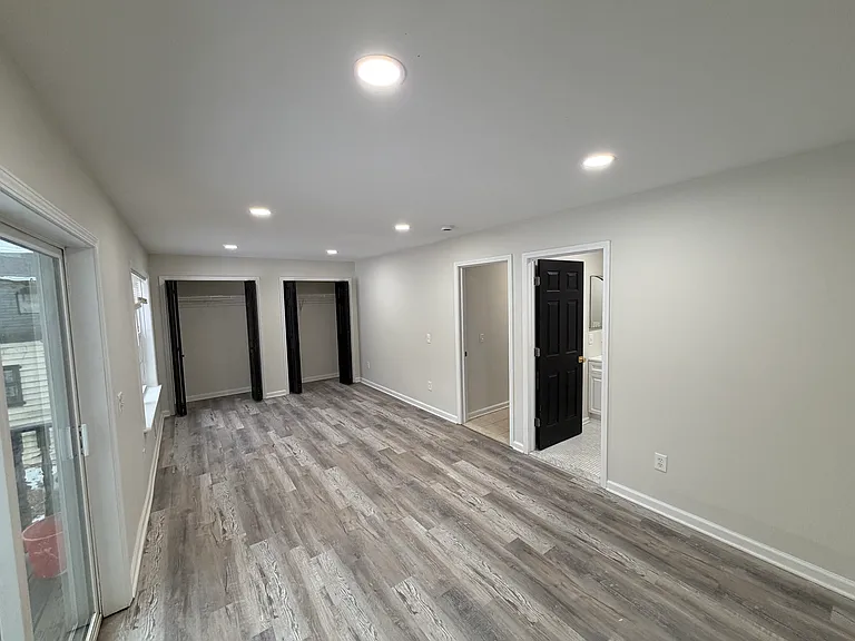 167 N 5th St #2 — Photo 7