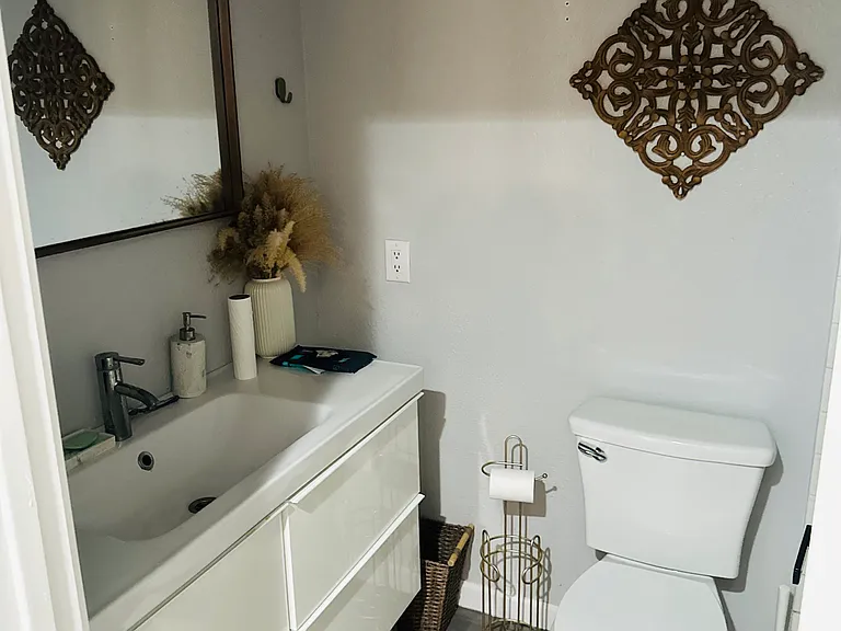 1800 Edmond St #261 — Photo 4
