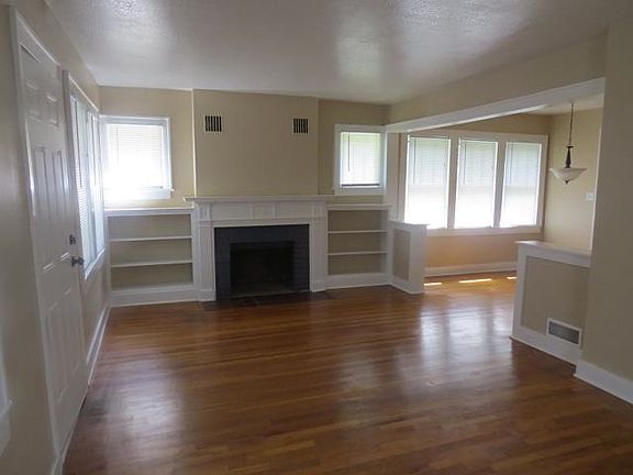 5th image of 7536 Agnes Ave