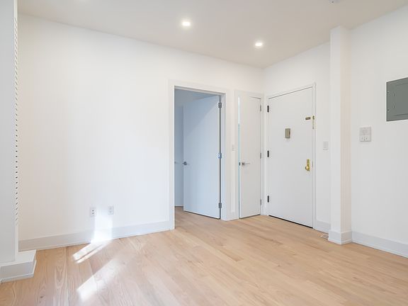 3rd image of 251 Fort Washington Ave #78