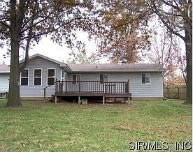 1st image of 9 Carol Lee Dr