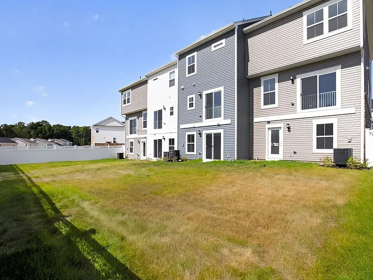 5527 Aberdeen Pl — Photo 17