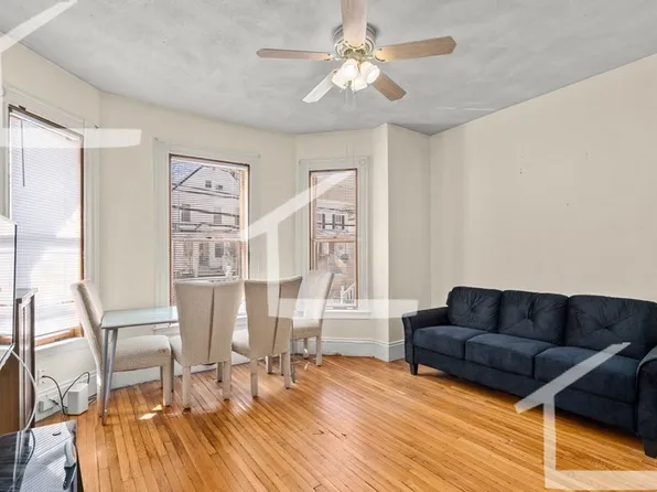 34 Foster St #1, Boston, MA 02109