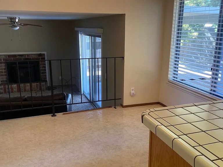 3617 Scottsboro Dr — Photo 8