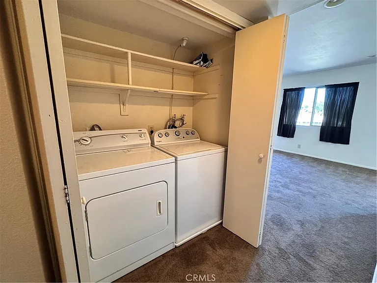 630 Bridgeport Cir #8 — Photo 7