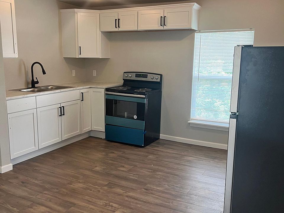 1st image of 118 W Morgan St #3