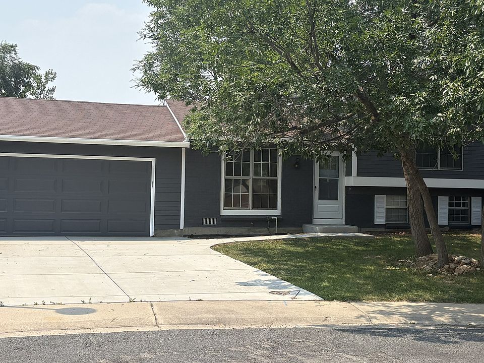 1st image of 701 Harrison Dr