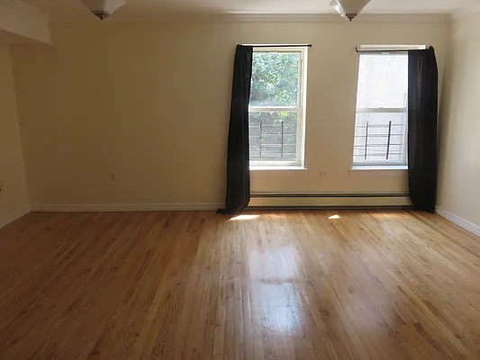 Rented by Space Real Estate | media 58