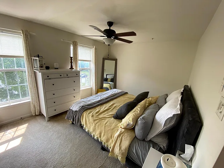 Master bedroom (before remodeling)
