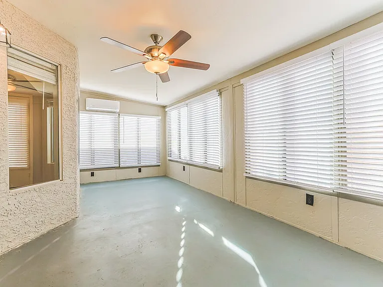 2047 E Brooks St — Photo 8