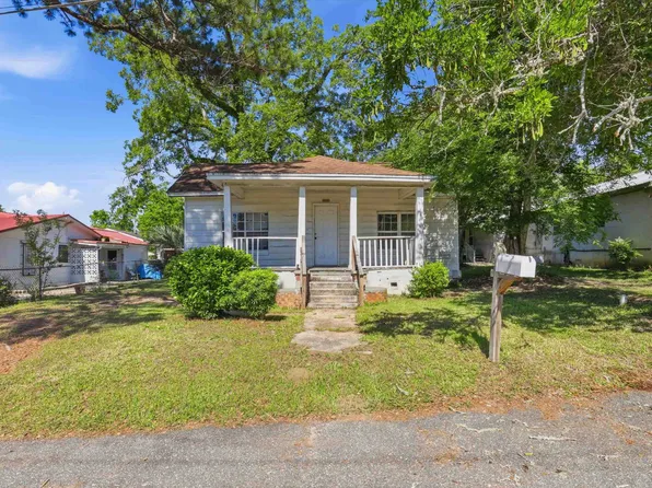 332 S 12th St, Quincy, FL 32351