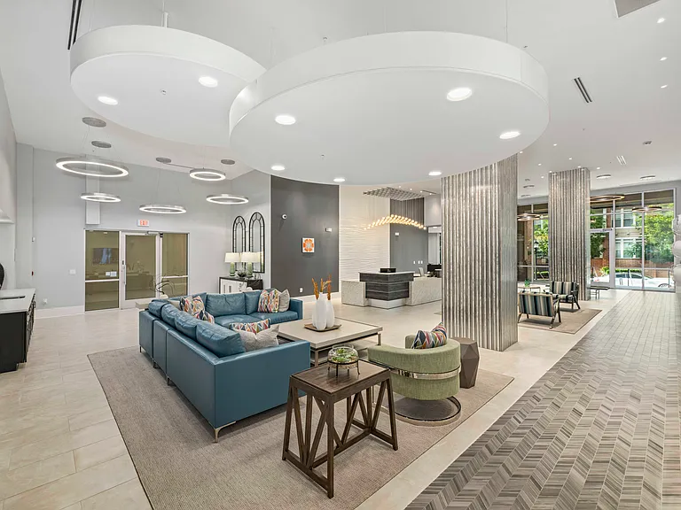 MAA Buckhead — Photo 10