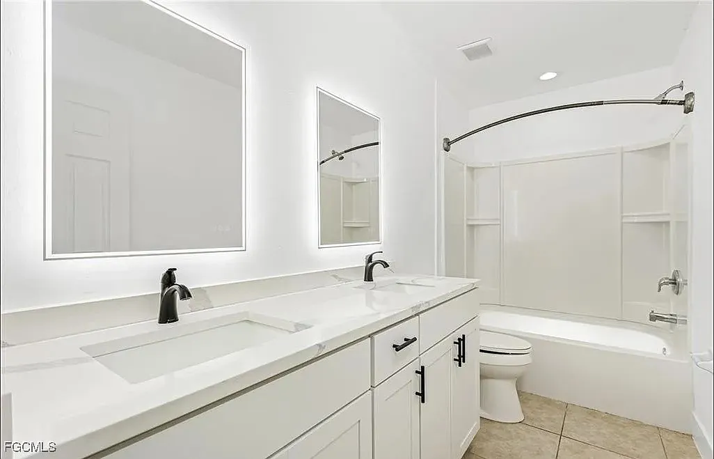 Building Photo - 306 Shadow Lakes Dr