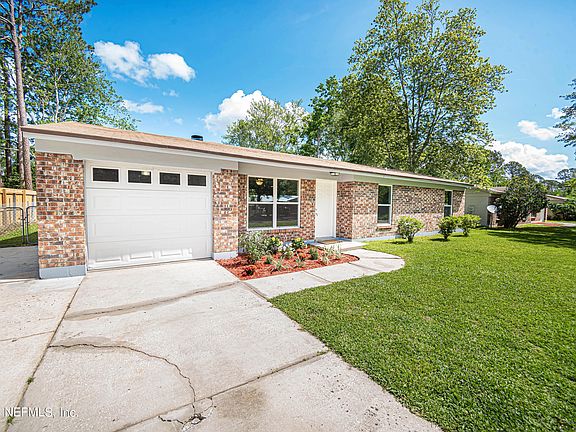 4th image of 2706 TINA Lane