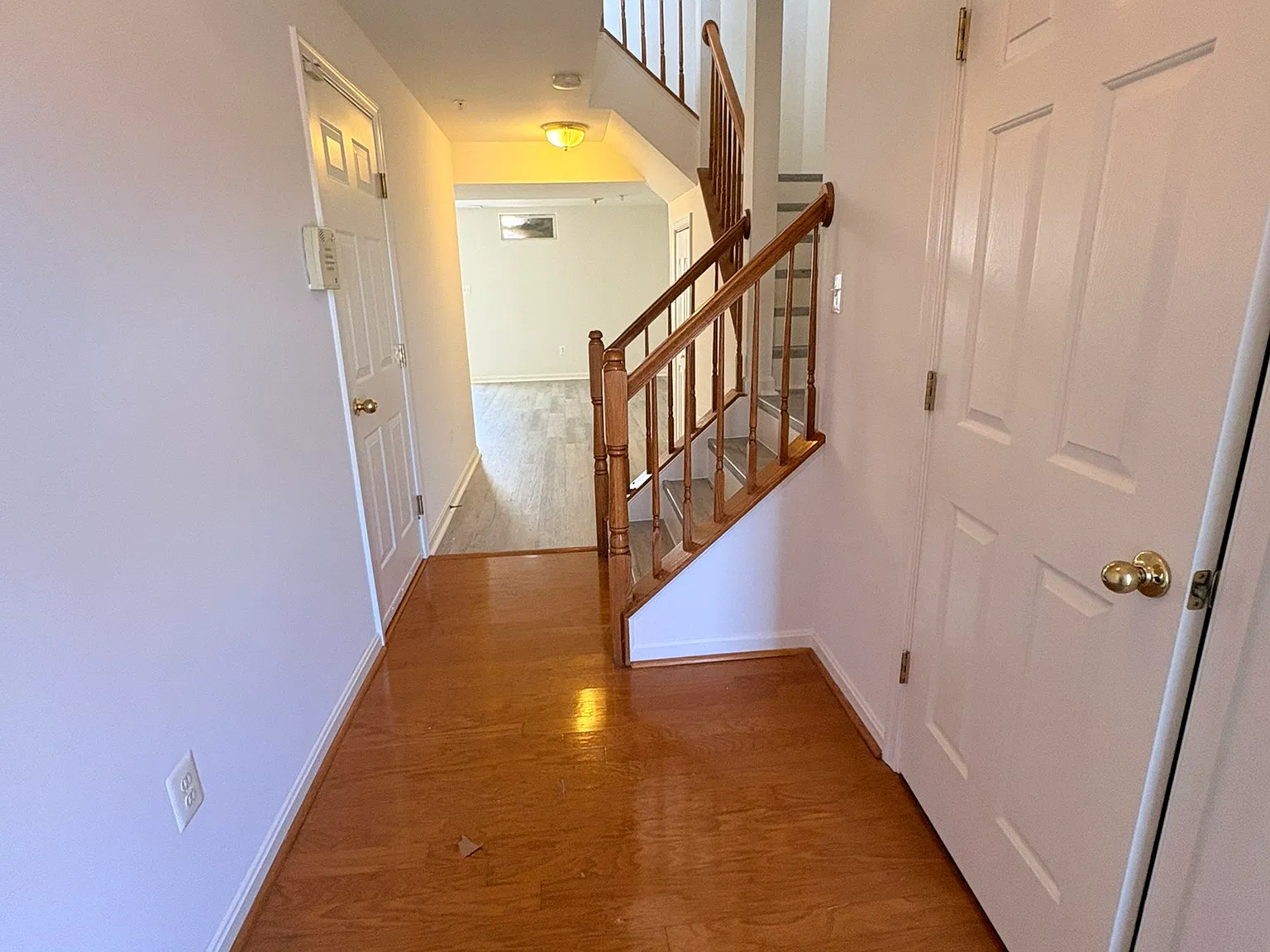 3 bed, 1970 sqft, $2,600 — Photo 3