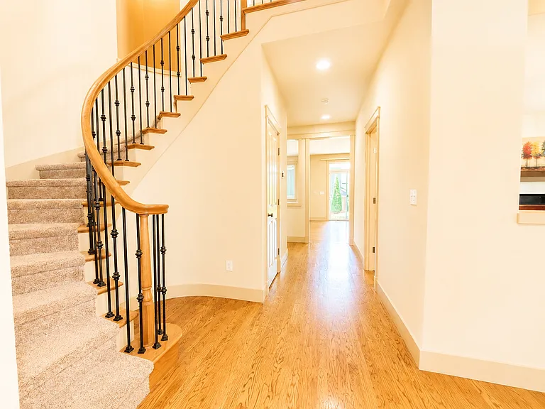 18626 37th Dr SE — Photo 4