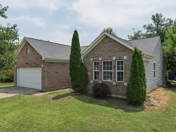 2863 Presidential Dr, Hebron, KY 41048