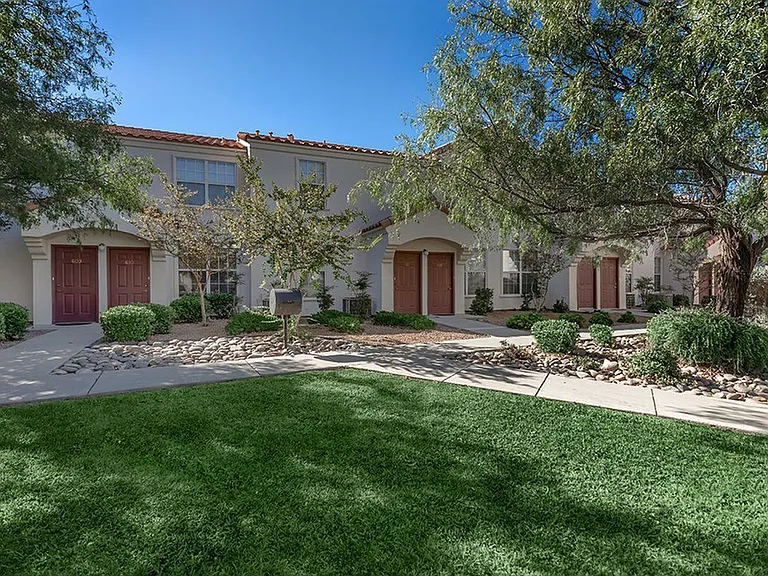 Stunning Apartment Views at Lifestyles at Pellicano, El Paso, TX