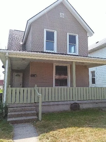 137 Gordon Ave photo 1