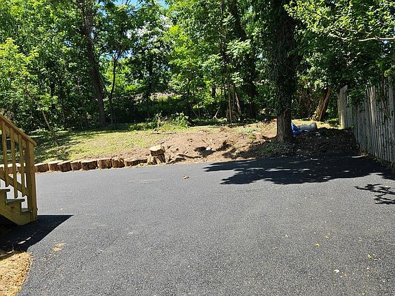 3rd image of 19 Dykes Park Rd