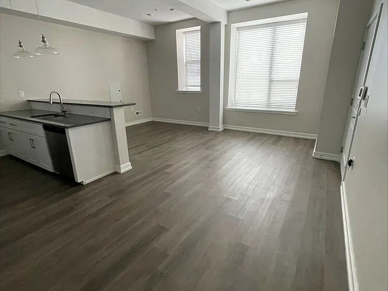 1342 N Marston St — Photo 12